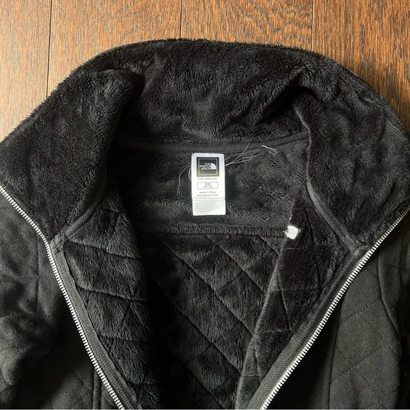 The North Face Caroluna quilted jacket size M girls (10/12) - Picture 2 of 5
